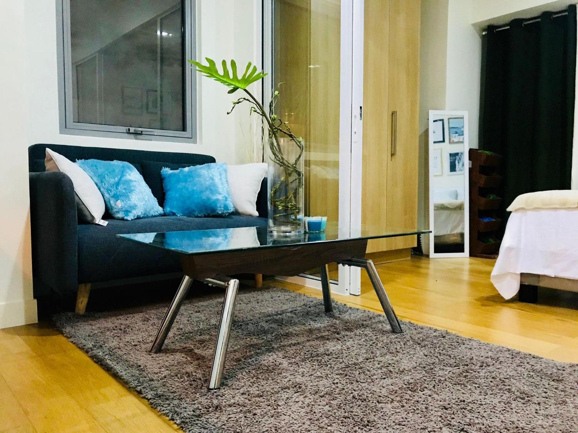 Acqua Private Residence Livingstone Tower Condo Unit With Free Wifi 마닐라 외부 사진